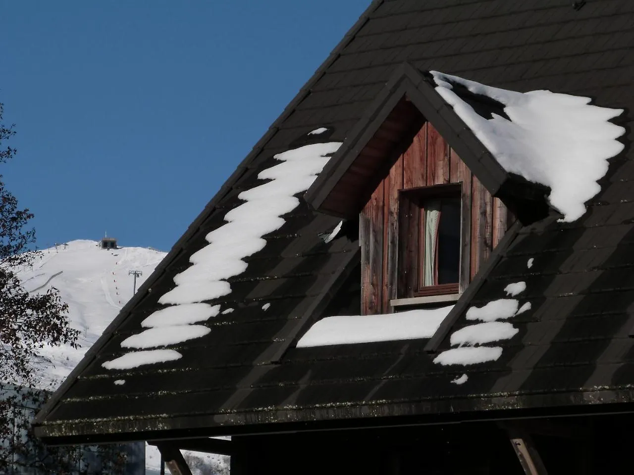 Résidence Le Bois de la Reine Super-Besse Appart hôtel